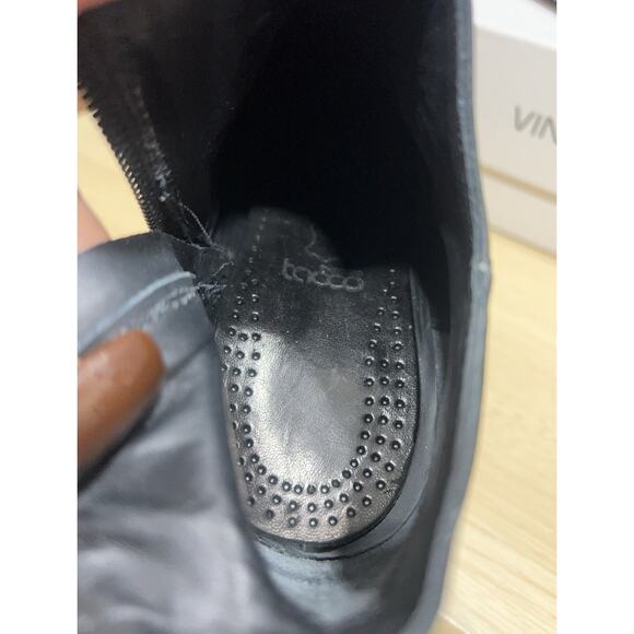 Vince. Easton Black Nubuck Pointed Toe Heel Ankle Booties Womens Size 8M - Picture 8 of 12